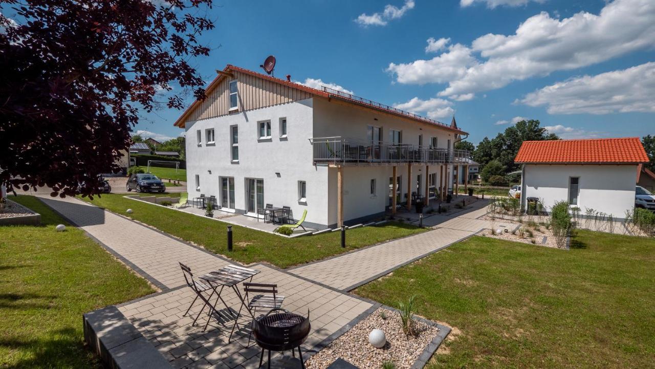 Holledau-Apartments Familie Gmeineder Osterwaal Exterior foto